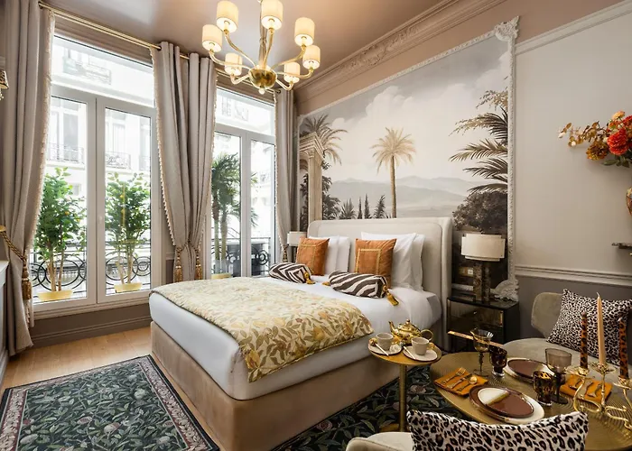 The Donatella Suite - Champs Elysees